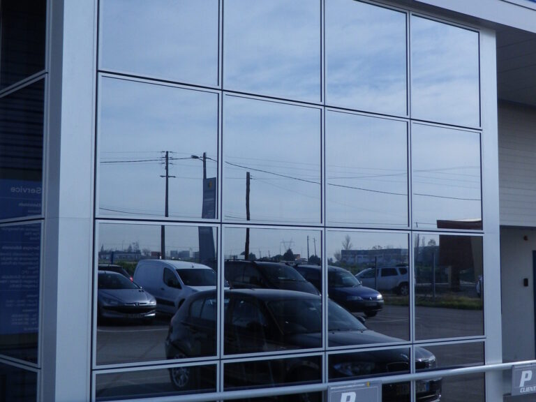 Fachadas e Estores Térmicos - Pedrosa